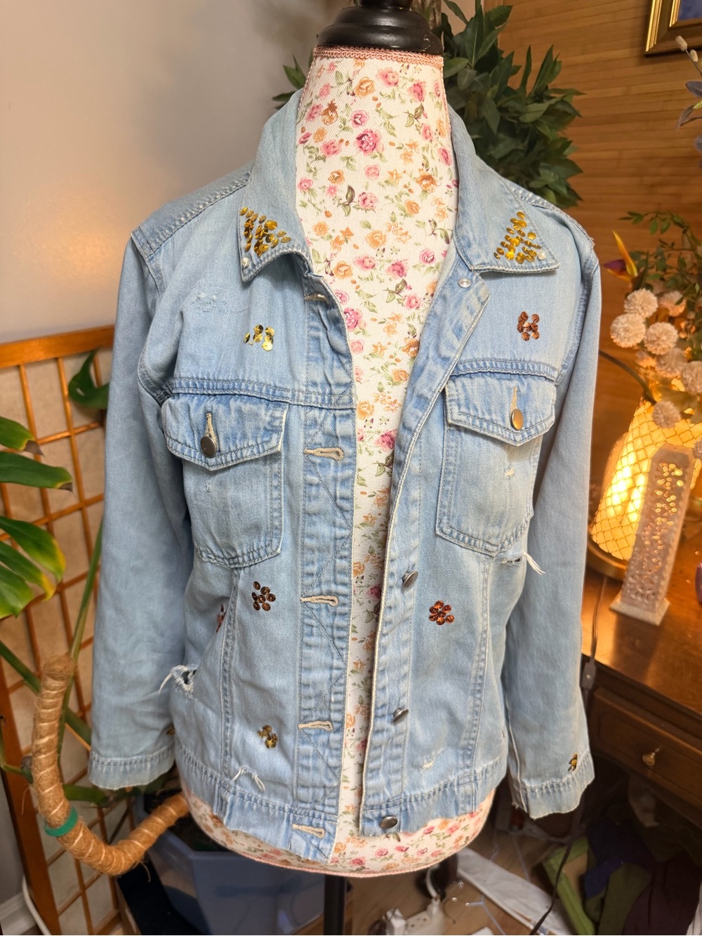 Coldwater Creek Y2K Distressed Sequin Heart Tencel Denim Jacket Small Light Wash